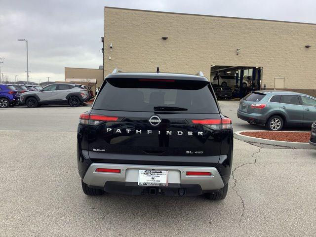 2024 Nissan Pathfinder SL 4WD