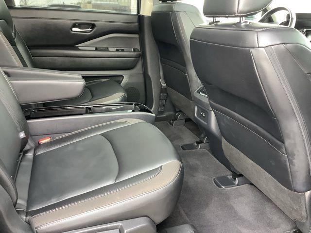 2024 Nissan Pathfinder SL 4WD