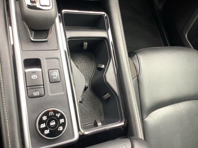 2024 Nissan Pathfinder SL 4WD