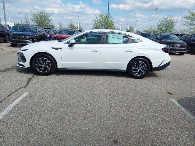 2026 Hyundai Sonata Hybrid Blue for sale in AVON, IN