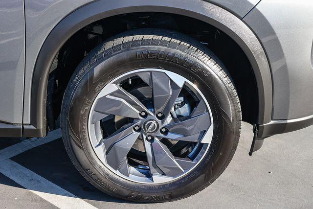 2024 Nissan Rogue SV FWD
