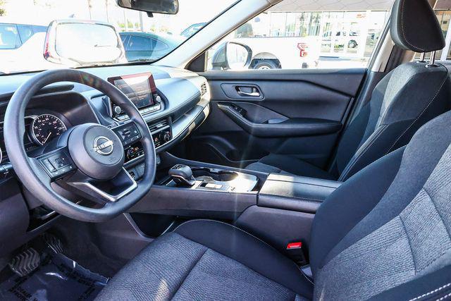 2024 Nissan Rogue SV FWD