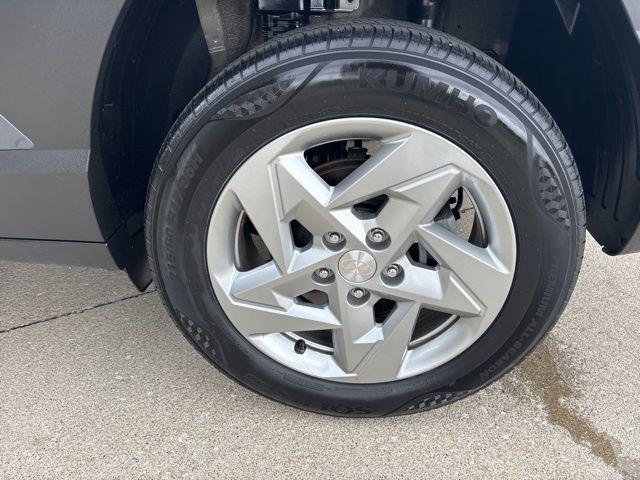 2024 Hyundai Kona SE