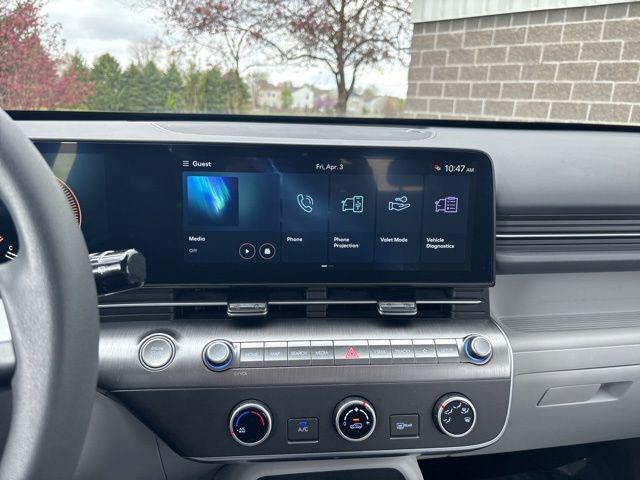 2024 Hyundai Kona SE
