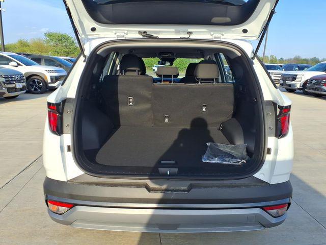 2026 Hyundai Tucson Hybrid Blue SE