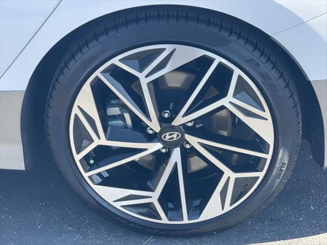 2025 Hyundai IONIQ 6 SEL