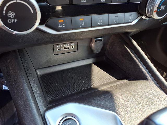 2025 Nissan Altima SV FWD