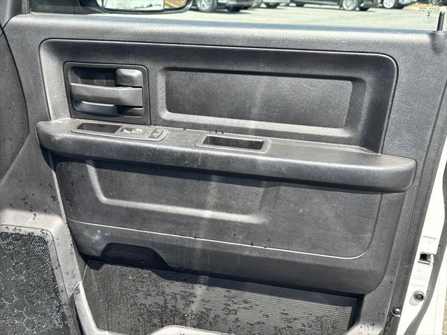 2023 Ram 1500 Classic Tradesman Crew Cab 4x2 6'4" Box