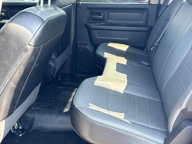 2023 Ram 1500 Classic Tradesman Crew Cab 4x2 6'4" Box