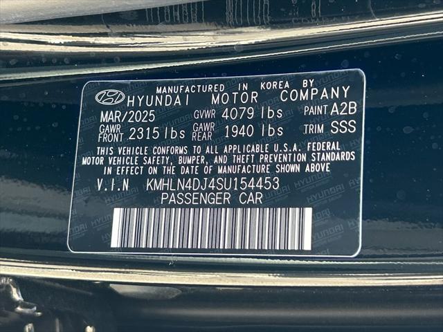 2025 Hyundai Elantra Hybrid Limited