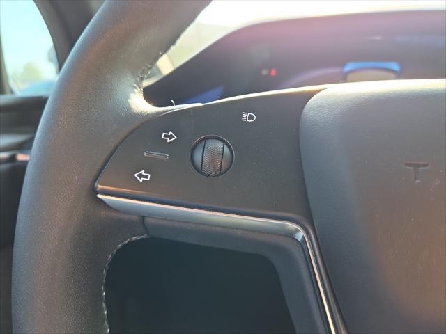 2023 Tesla Model X BASE
