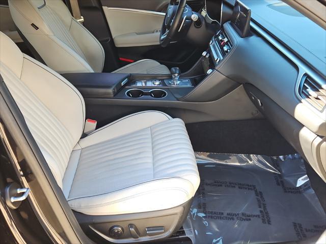 2024 Genesis G70 3.3T RWD Sport Advanced
