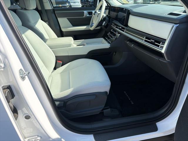 2025 Hyundai Santa Fe SE