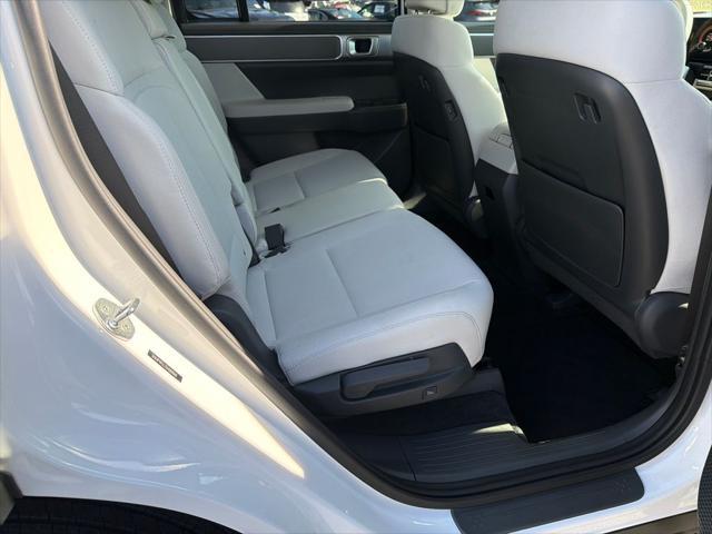 2025 Hyundai Santa Fe SE