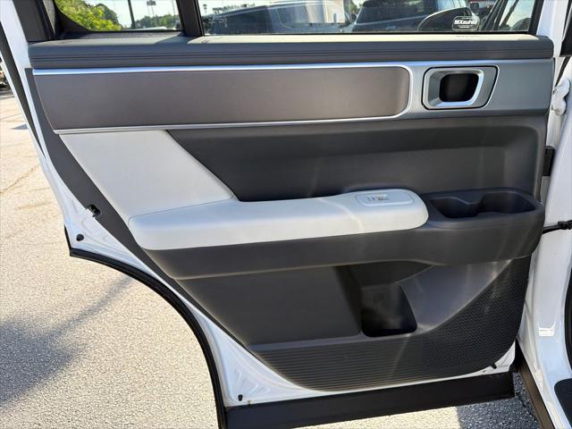 2025 Hyundai Santa Fe SE