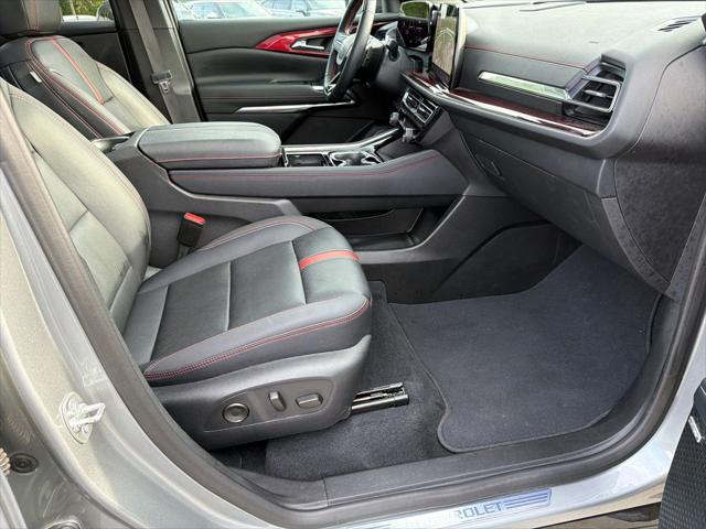 2025 Chevrolet Traverse FWD RS