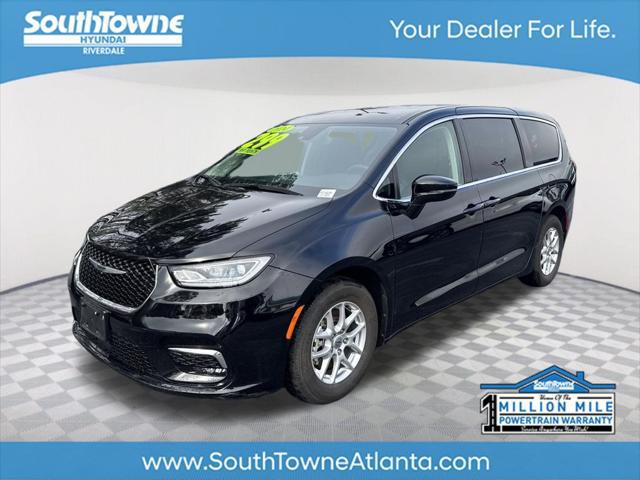 2024 Chrysler Pacifica Touring L for sale in RIVERDALE, GA