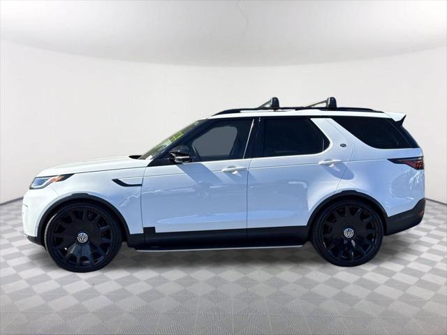 2025 Land Rover Discovery P300 S
