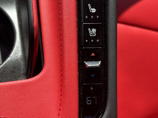 2022 Chevrolet Corvette Stingray RWD Convertible 2LT