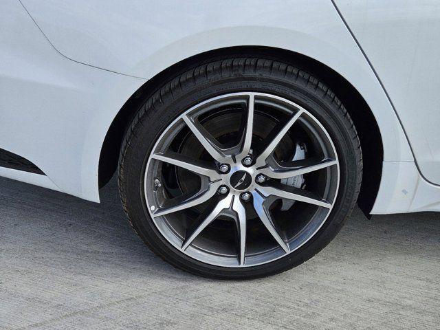 2025 Genesis G70 2.5T RWD
