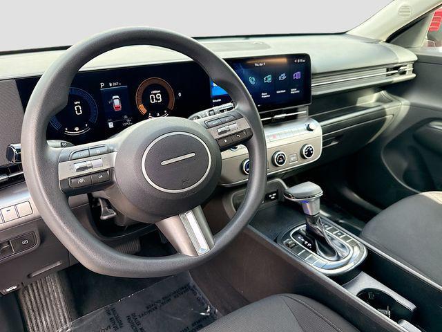 2025 Hyundai Kona SE