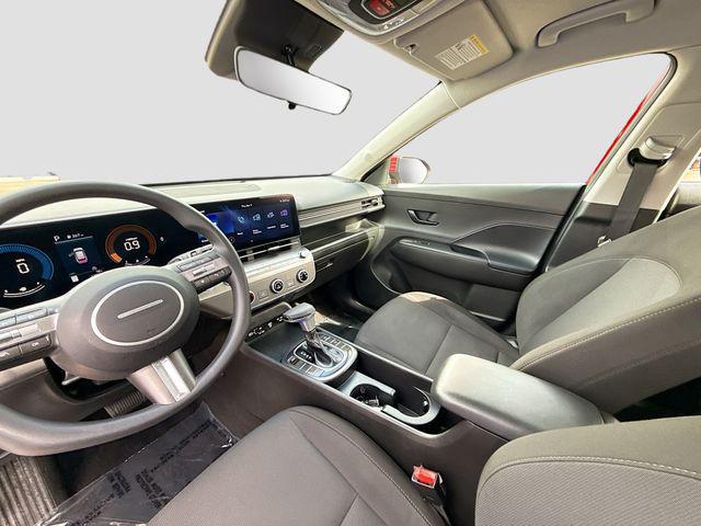 2025 Hyundai Kona SE