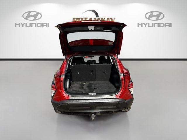 2025 Hyundai Kona SE