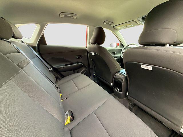 2025 Hyundai Kona SE