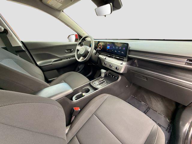 2025 Hyundai Kona SE