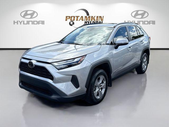 2025 Toyota RAV4 XLE for sale in MIAMI LAKES, FL