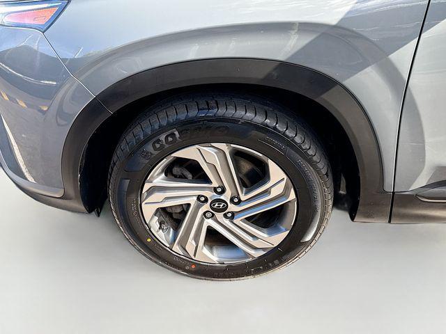 2021 Hyundai Santa Fe SE