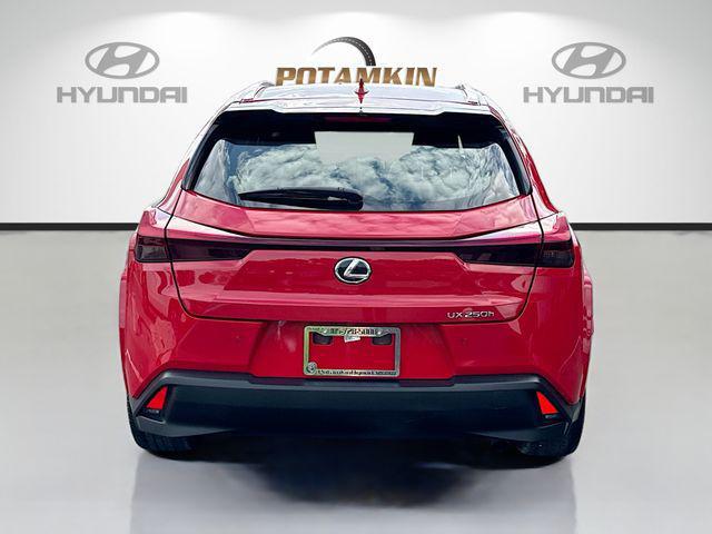2024 Lexus UX 250h Premium
