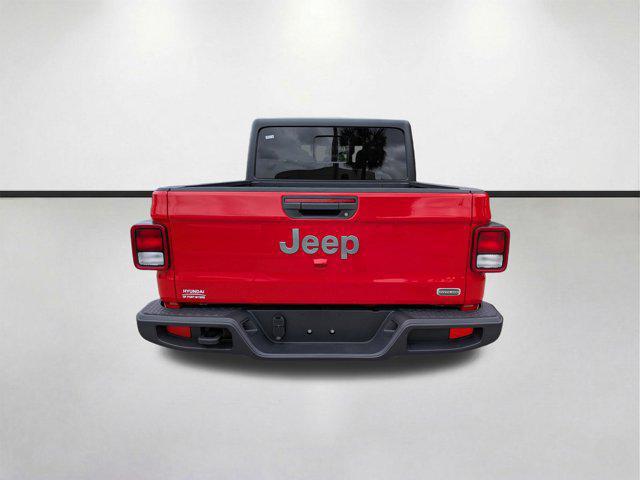 2022 Jeep Gladiator Overland