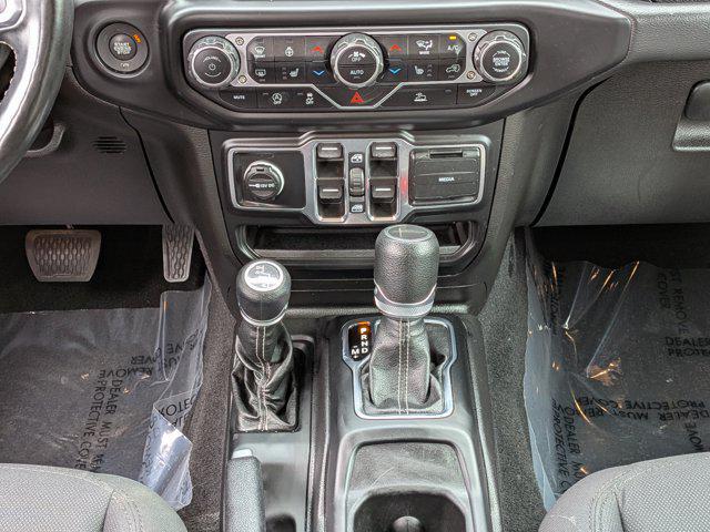 2022 Jeep Gladiator Overland