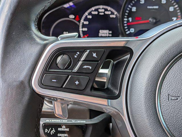 2023 Porsche Cayenne Base