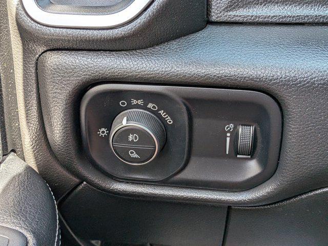 2022 Ram 2500 Big Horn Crew Cab 4x4 6'4" Box