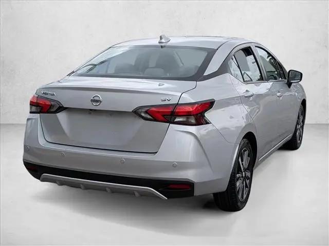 2021 Nissan Versa SV Xtronic CVT