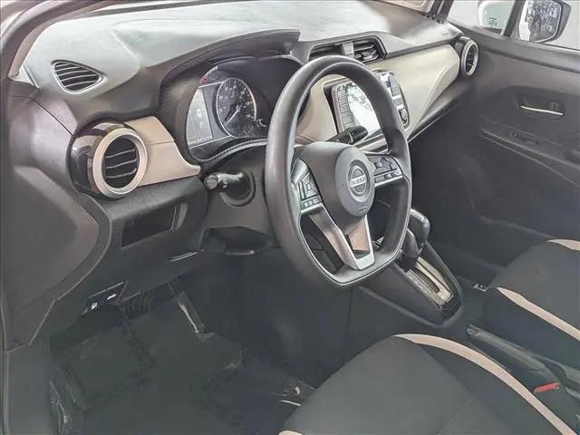 2021 Nissan Versa SV Xtronic CVT