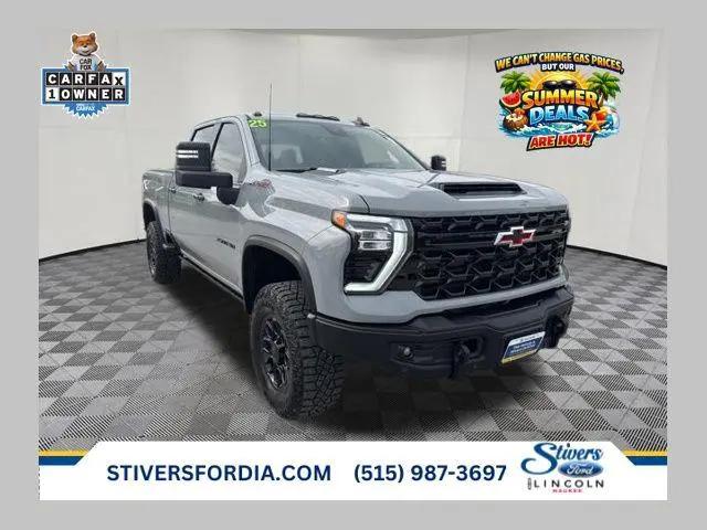 2025 Chevrolet Silverado 2500HD 4WD Crew Cab Standard Bed ZR2 for sale in Waukee, IA