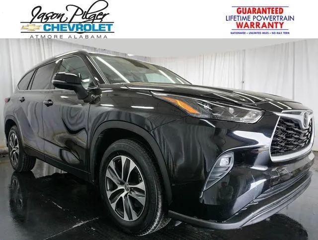 2022 Toyota Highlander XLE for sale in Atmore, AL
