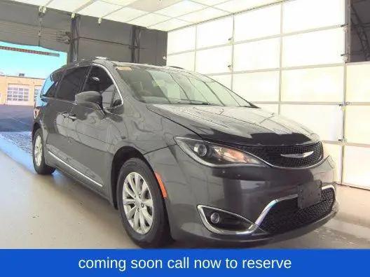2019 Chrysler Pacifica Touring L for sale in Peoria, IL