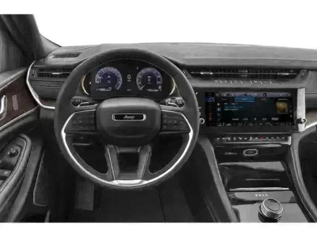 2026 Jeep Grand Cherokee GRAND CHEROKEE LAREDO 4X2