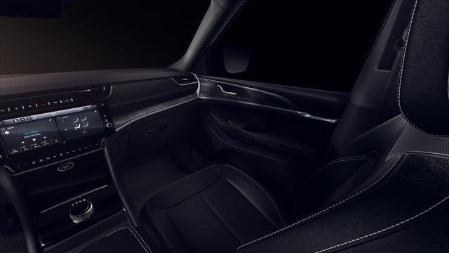 2026 Jeep Grand Cherokee Altitude 4x4