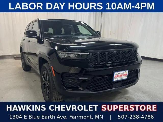 2025 Jeep Grand Cherokee Altitude 4x4 for sale in Fairmont, MN