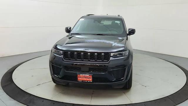 2026 Jeep Grand Cherokee GRAND CHEROKEE LAREDO ALTITUDE 4X4 2026 Jeep Grand Cherokee GRAND CHEROKEE LAREDO ALTITUDE 4X4