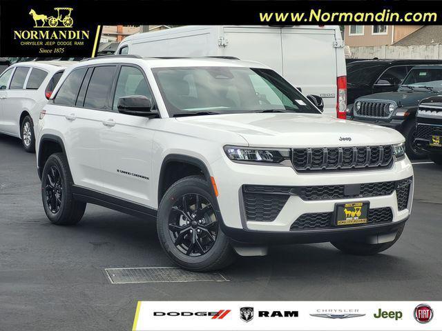 2026 Jeep Grand Cherokee GRAND CHEROKEE LAREDO ALTITUDE 4X4 2026 Jeep Grand Cherokee GRAND CHEROKEE LAREDO ALTITUDE 4X4