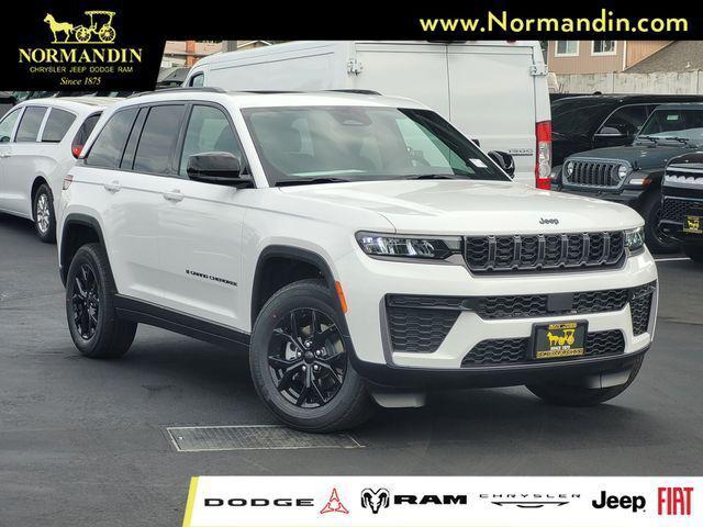 2026 Jeep Grand Cherokee GRAND CHEROKEE LAREDO ALTITUDE 4X4 2026 Jeep Grand Cherokee GRAND CHEROKEE LAREDO ALTITUDE 4X4