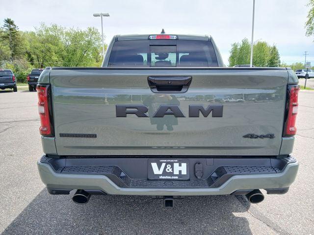 2026 Ram 1500 Big Horn Crew Cab 4x4 5'7" Box