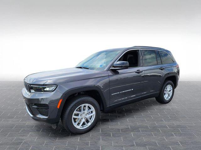 2026 Jeep Grand Cherokee GRAND CHEROKEE LAREDO 4X4 2026 Jeep Grand Cherokee GRAND CHEROKEE LAREDO 4X4