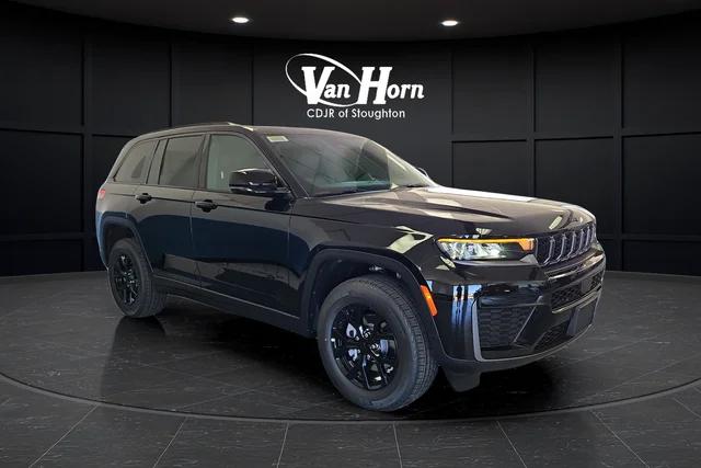 2026 Jeep Grand Cherokee Altitude 4x4 for sale in Stoughton, WI